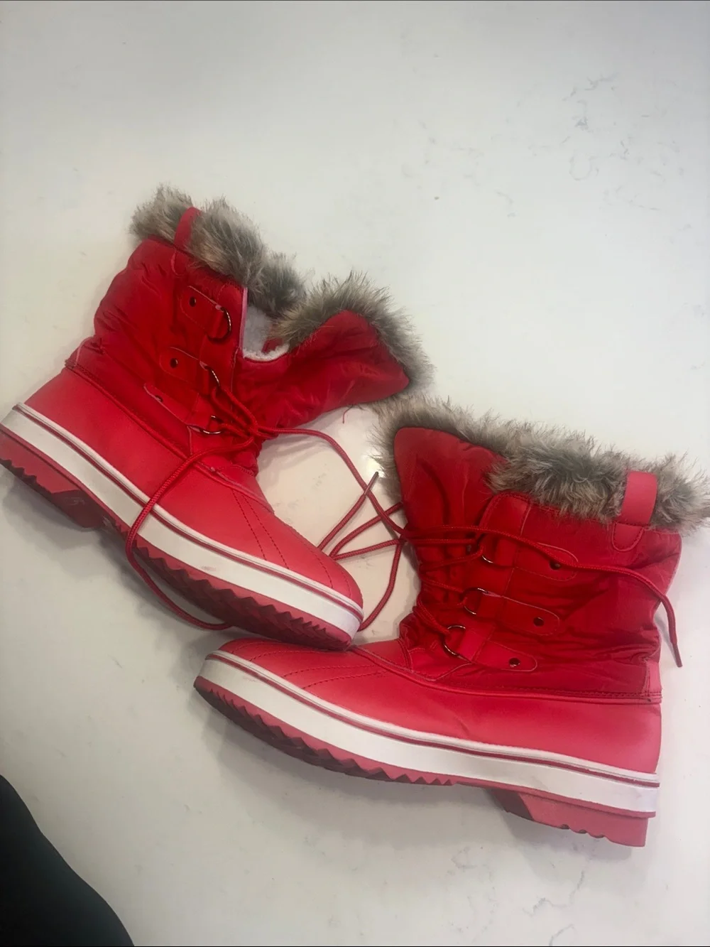 Red Women's Faux-Fur Winter Boots - Brand